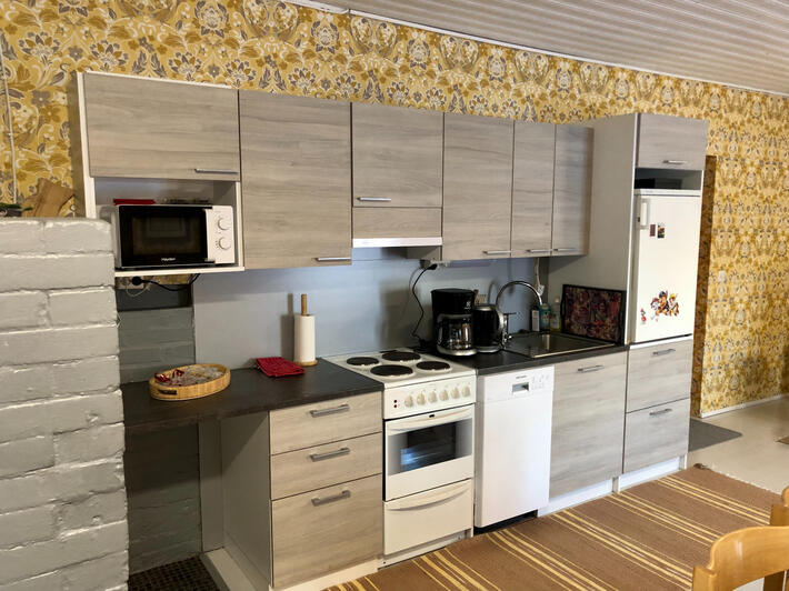 Living Room & Kitchen